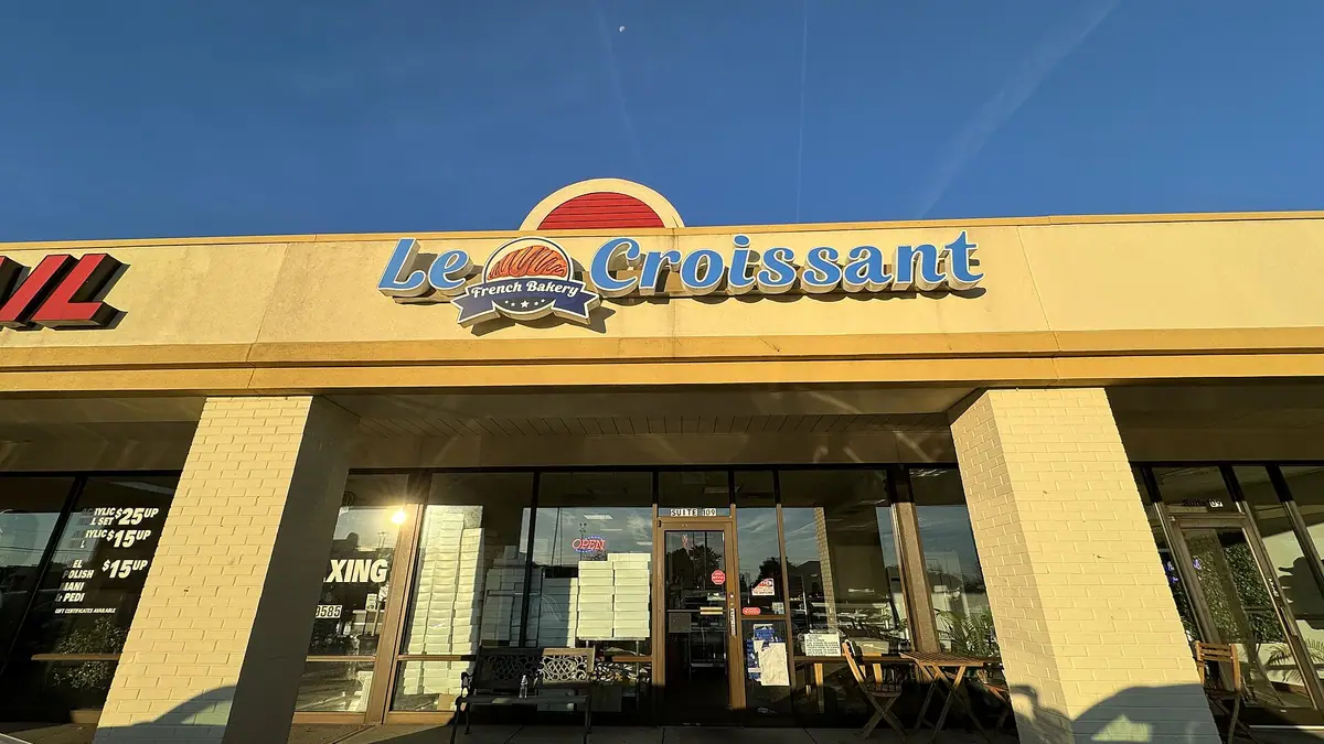 Paul's Bakery – french bakery in Norwood Green, London